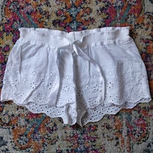 WHITE EYELET SHORTS